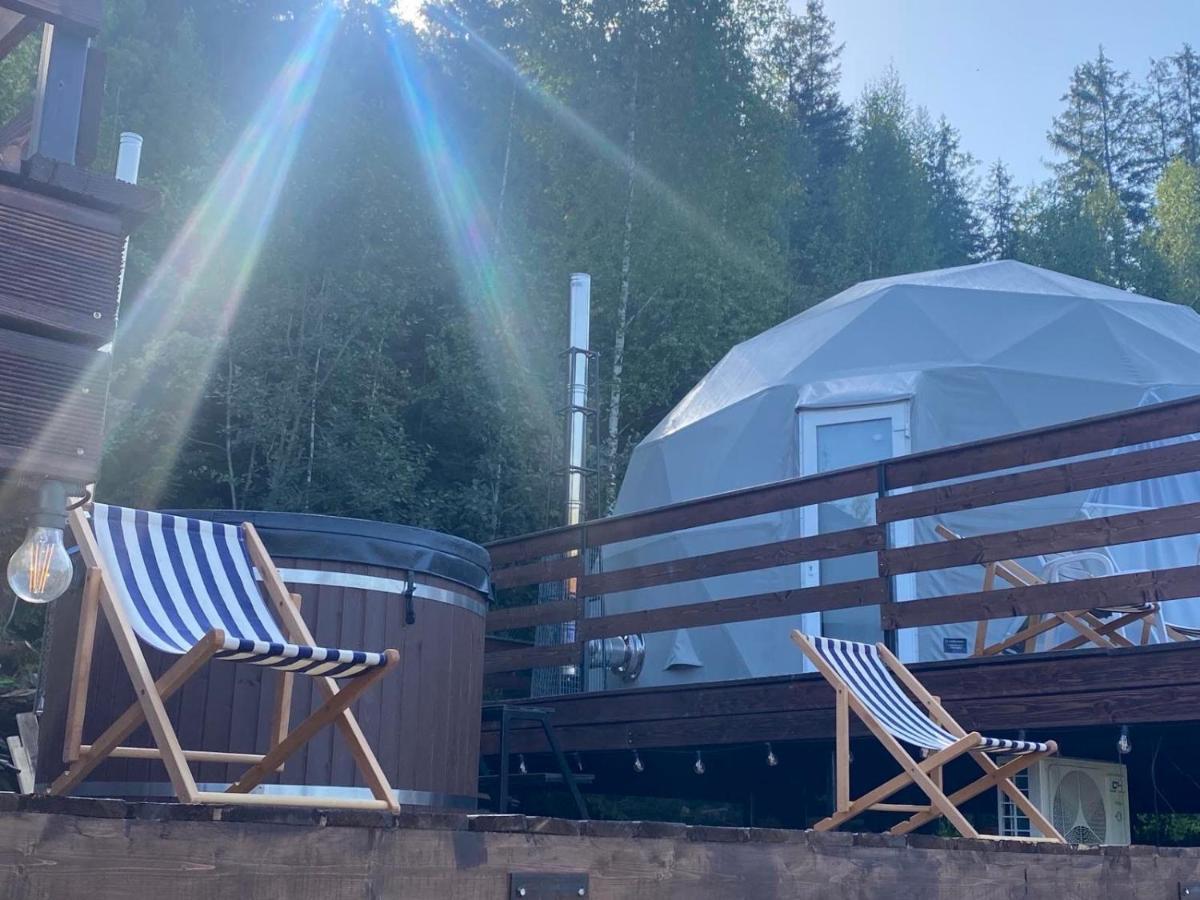 Karpatski Dzherela Yaremche Bagian luar foto